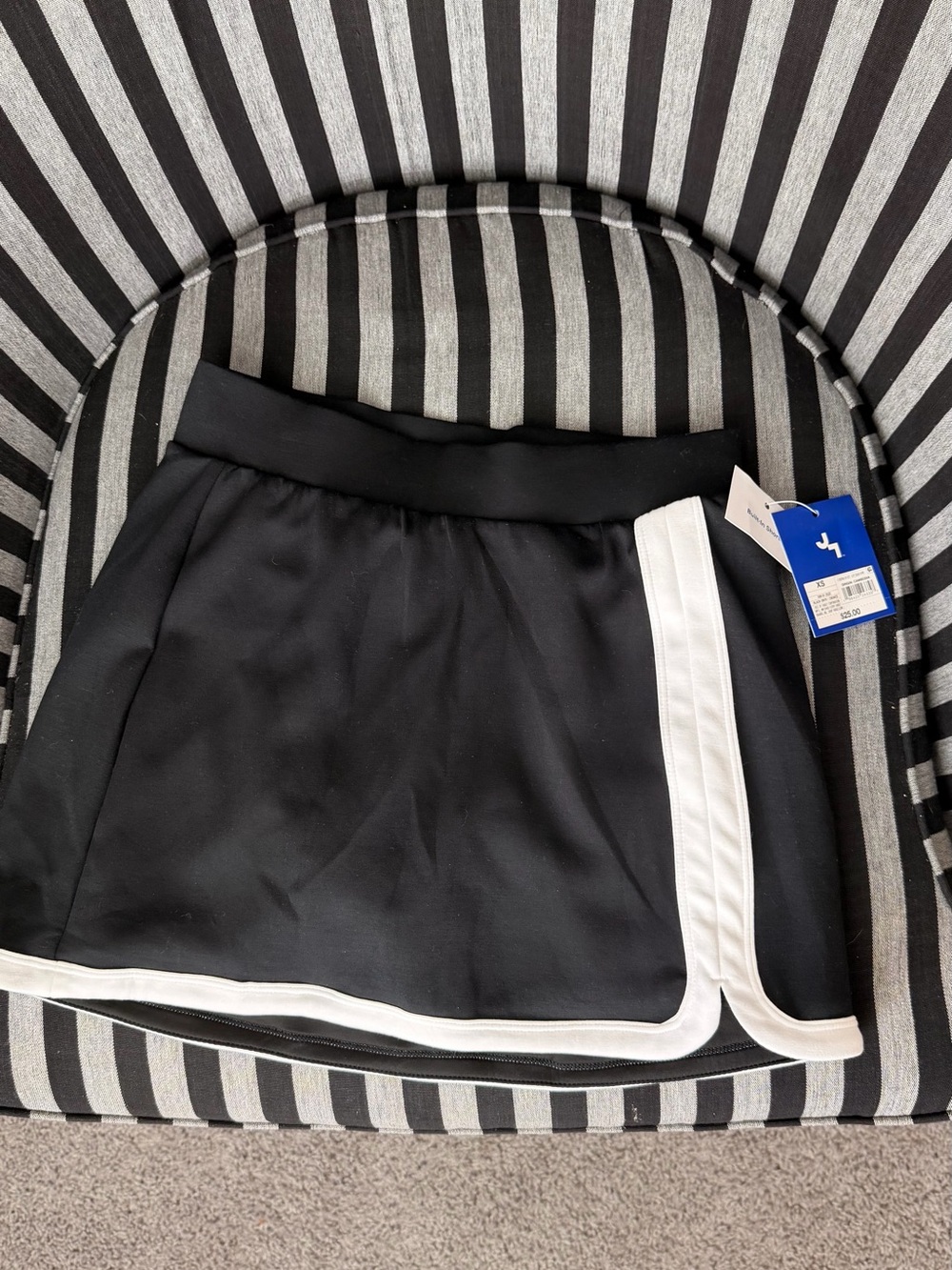 NWT JoyLab Athletic Skort | XS | Black & White Trim | Built-In Shorts